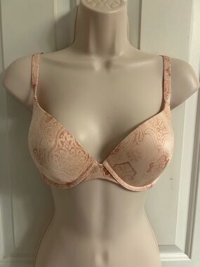 Victoria's Secret Demi Uplift Peach Paisley Underwire Bra